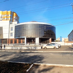 Бизнес-Центр на ул.Коммунистической