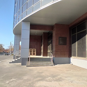 Бизнес-Центр на ул.Коммунистической