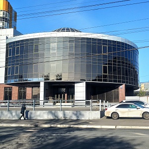 Бизнес-Центр на ул.Коммунистической